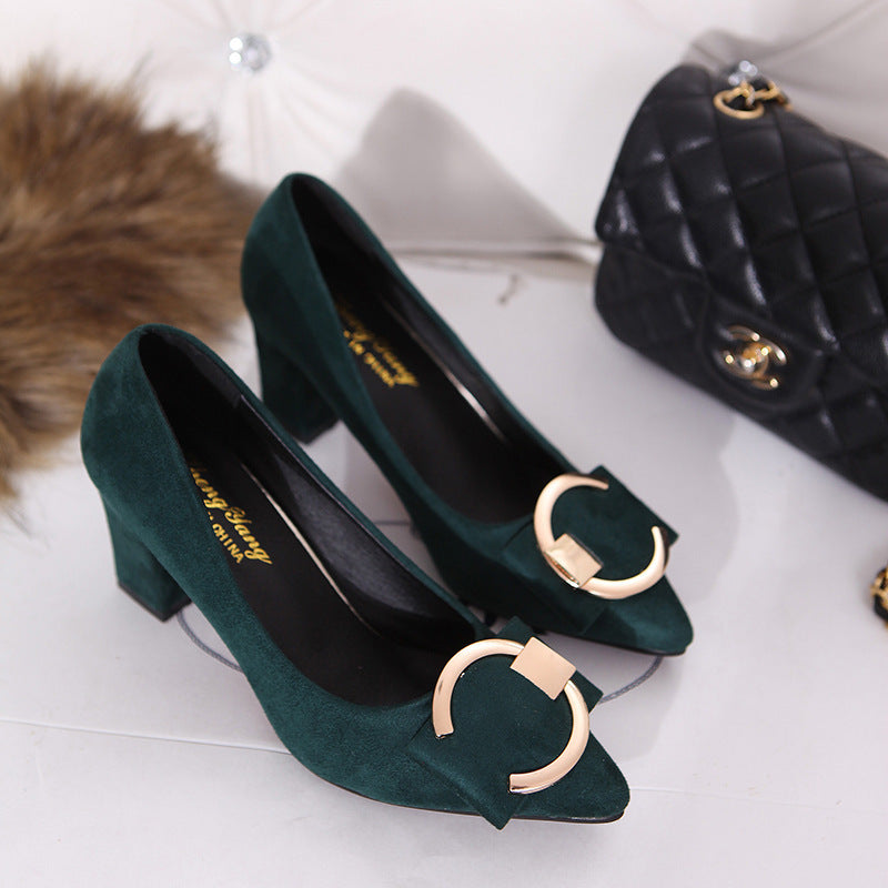 9 to 5 Low Heeled Pump