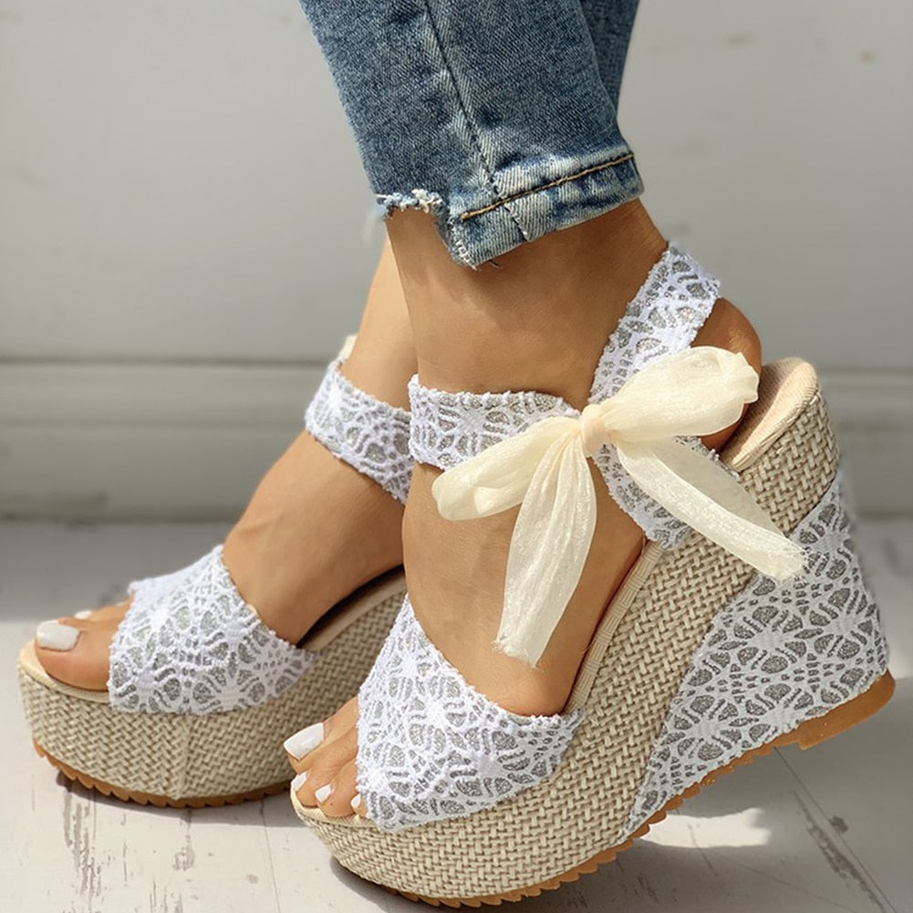 Hot Lace Leisure Heeled Women Shoes